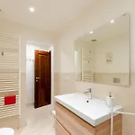 Apartment Joivy Bright 2br Flat With Parking In Centre Rapallo